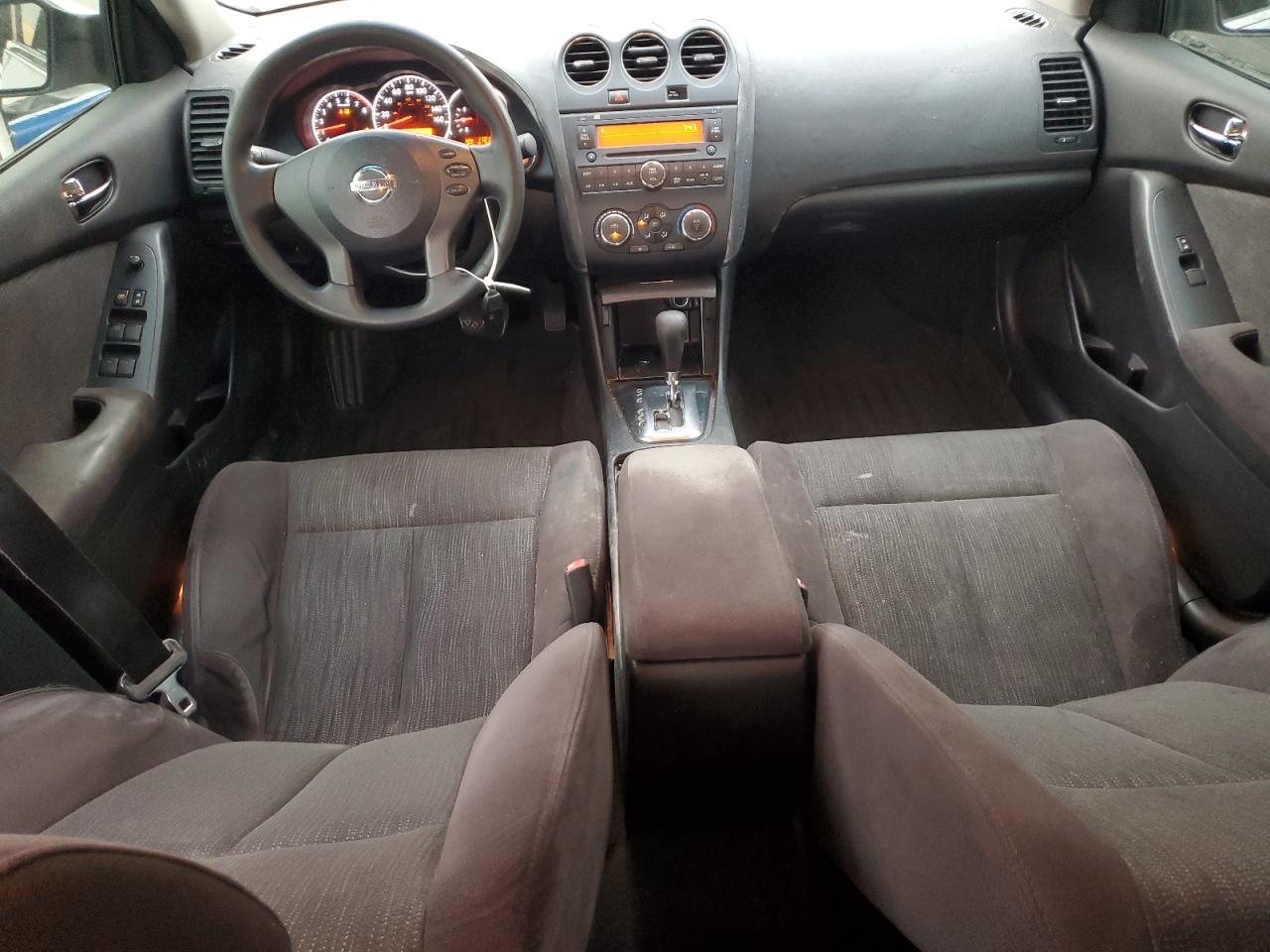 2012 Nissan Altima - Image 8