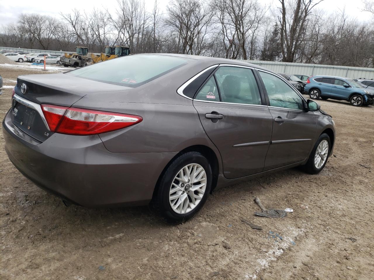 2016 Toyota Camry - Image 3