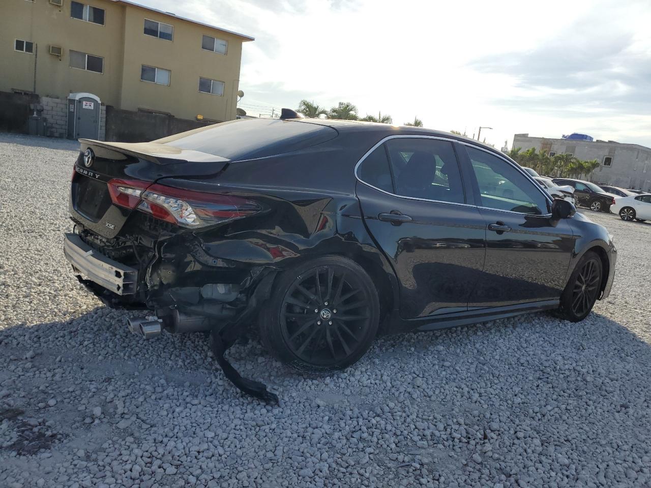 2021 Toyota Camry - Image 3