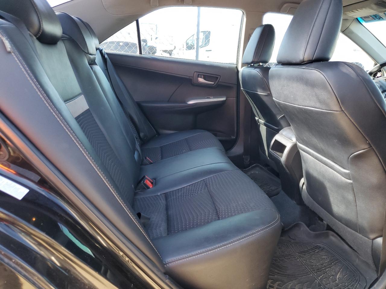 2012 Toyota Camry - Image 10