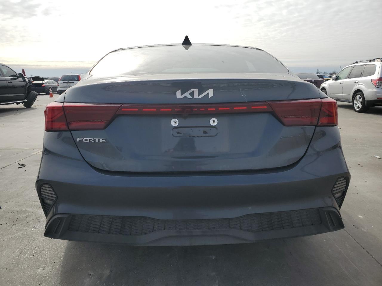 2024 Kia Forte - Image 6