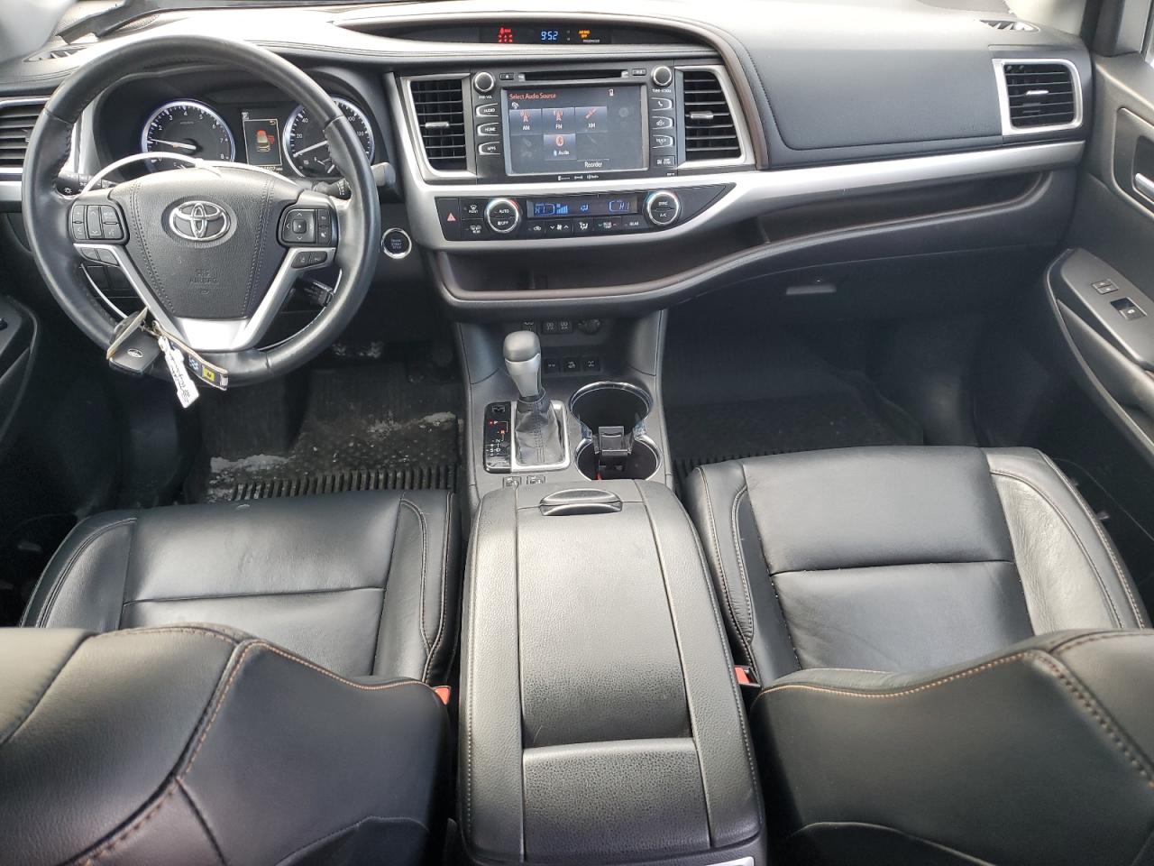2018 Toyota Highlander - Image 8