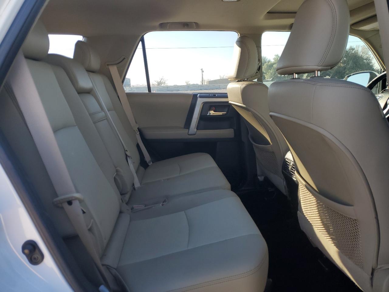 2014 Toyota 4Runner - Image 12