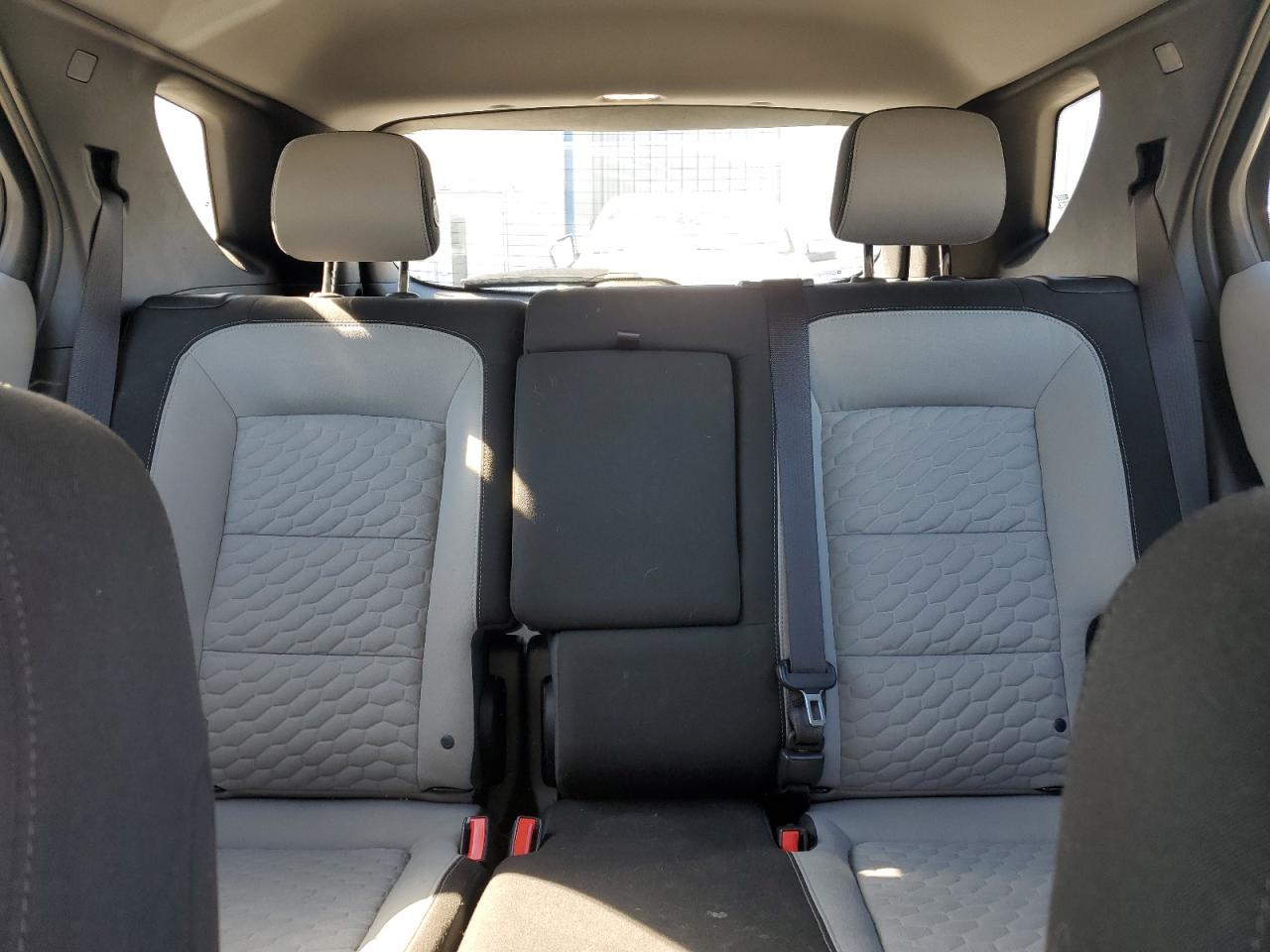 2018 Chevrolet Equinox - Image 10