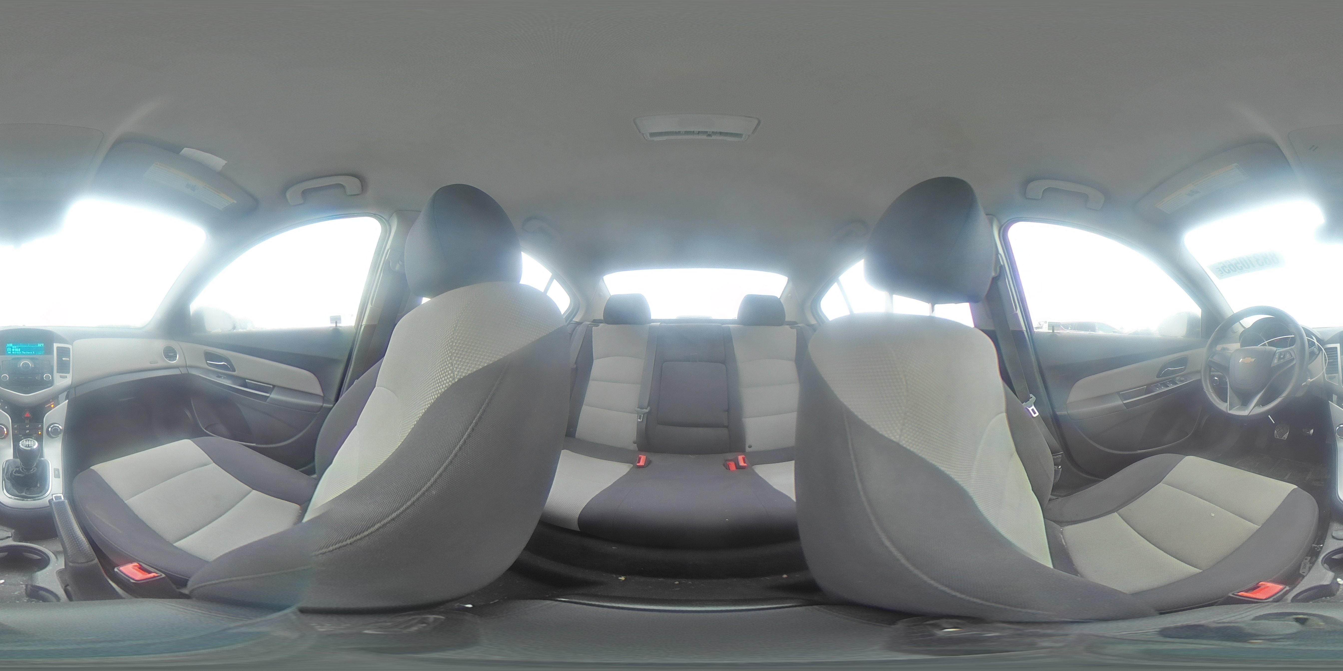 2014 Chevrolet Cruze - Image 13