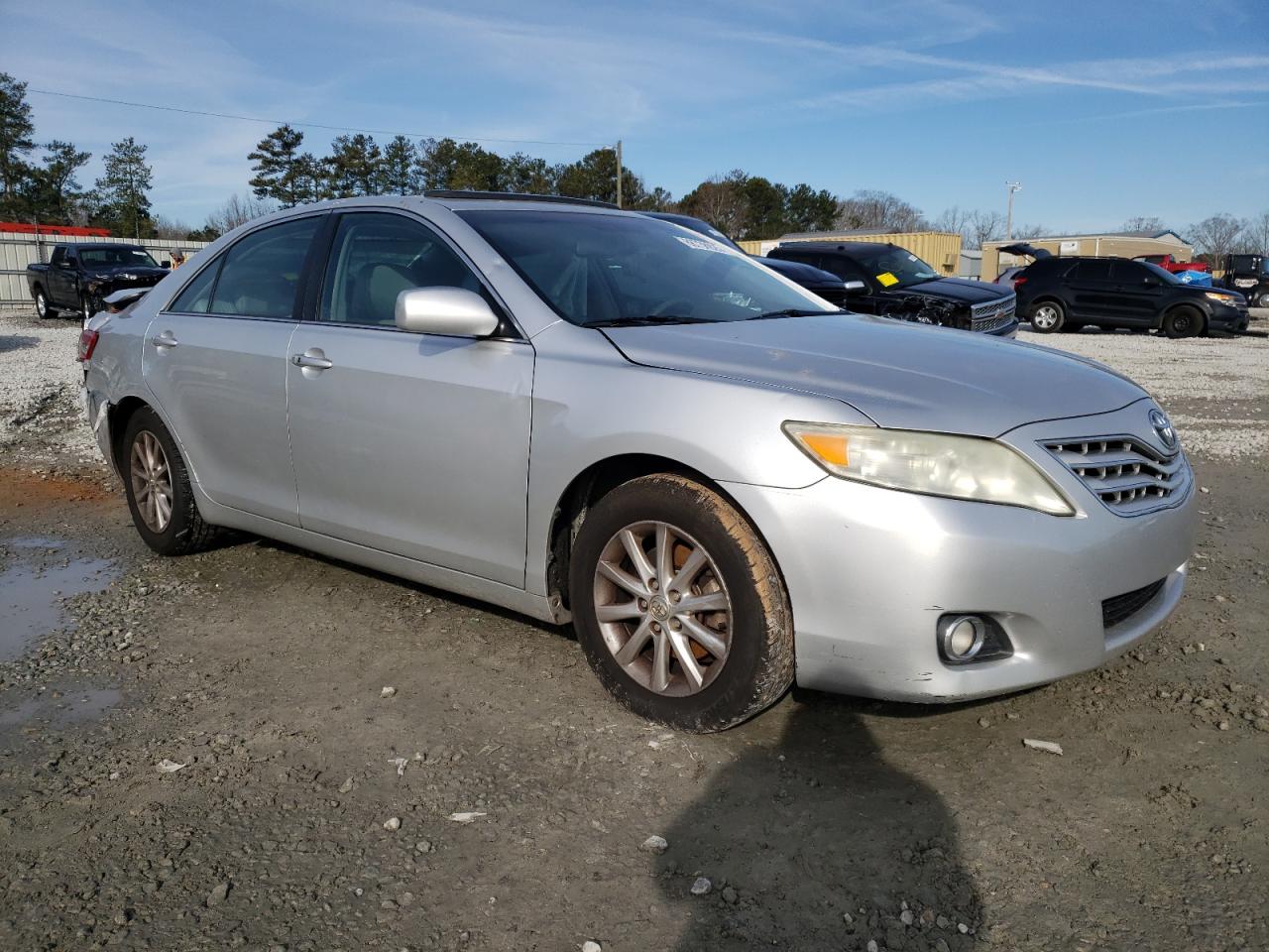 2011 Toyota Camry - Image 4