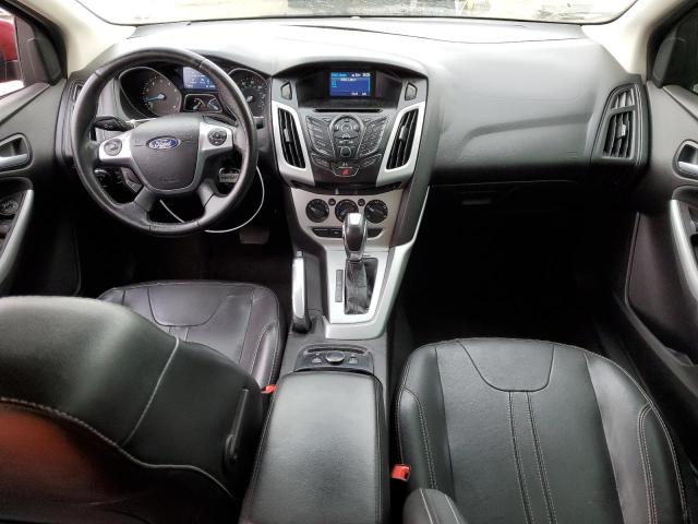  FORD FOCUS 2014 Czerwony