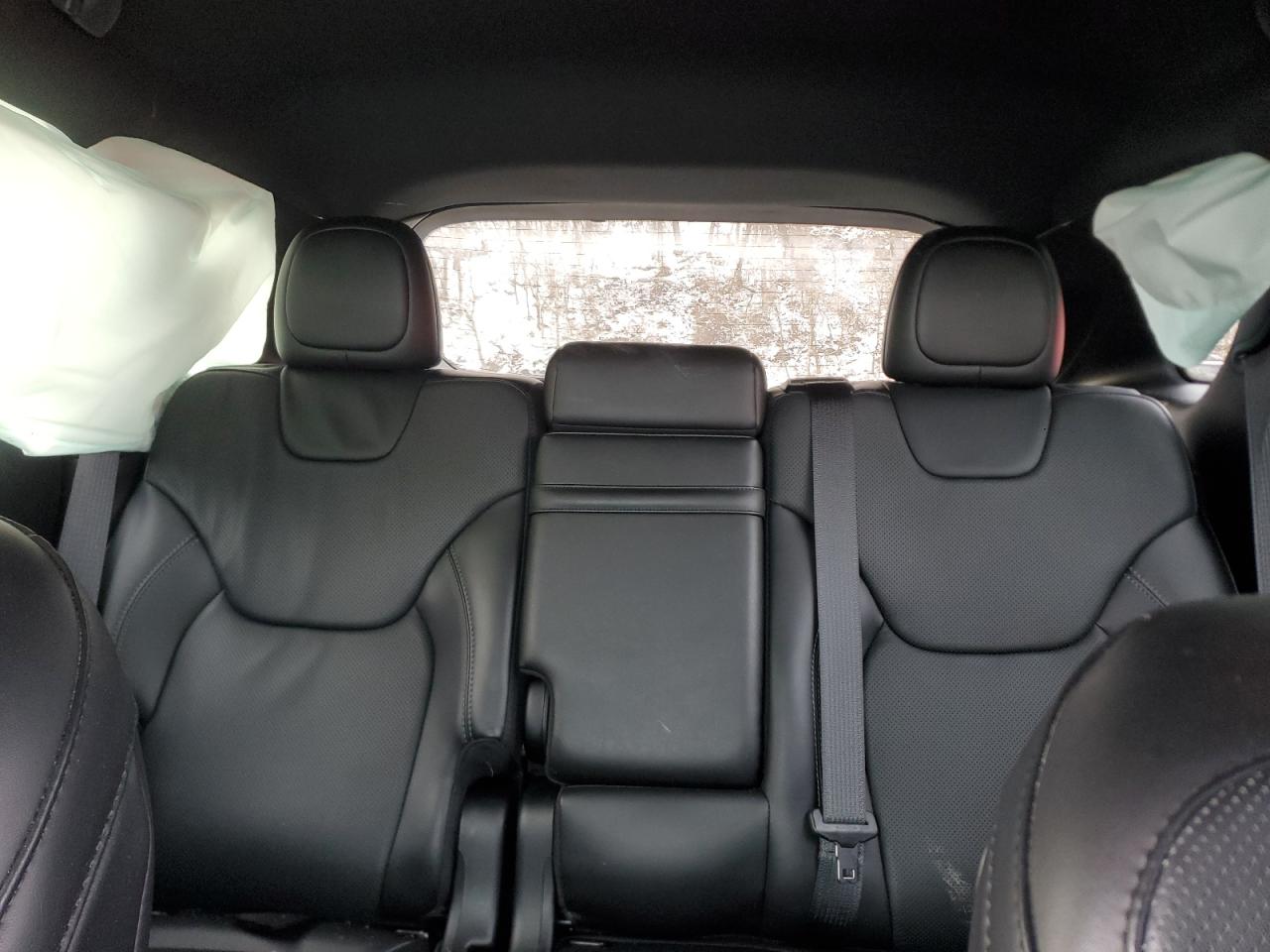 2019 Jeep Grand Cherokee - Image 10