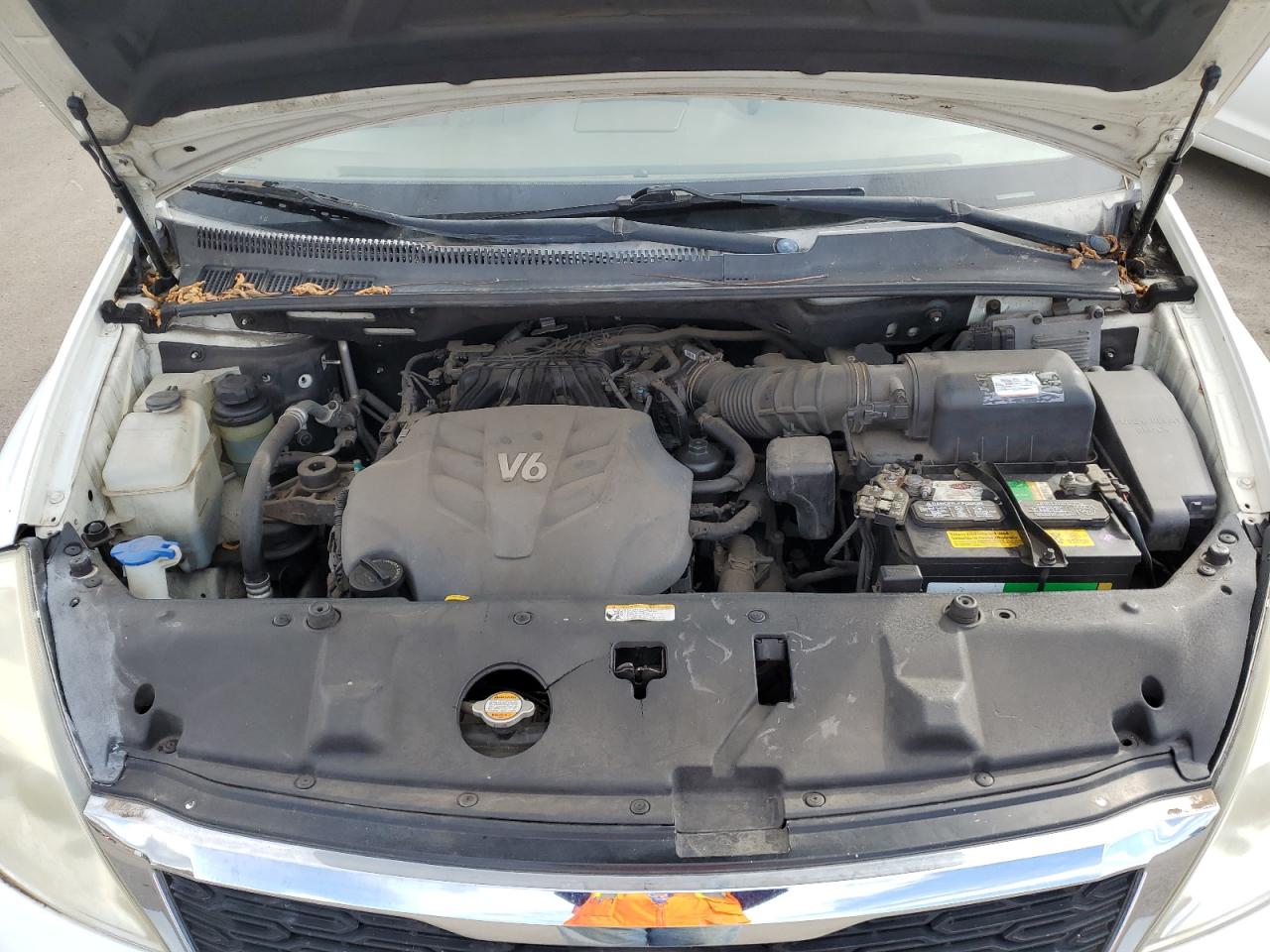2012 Kia Sedona - Image 12
