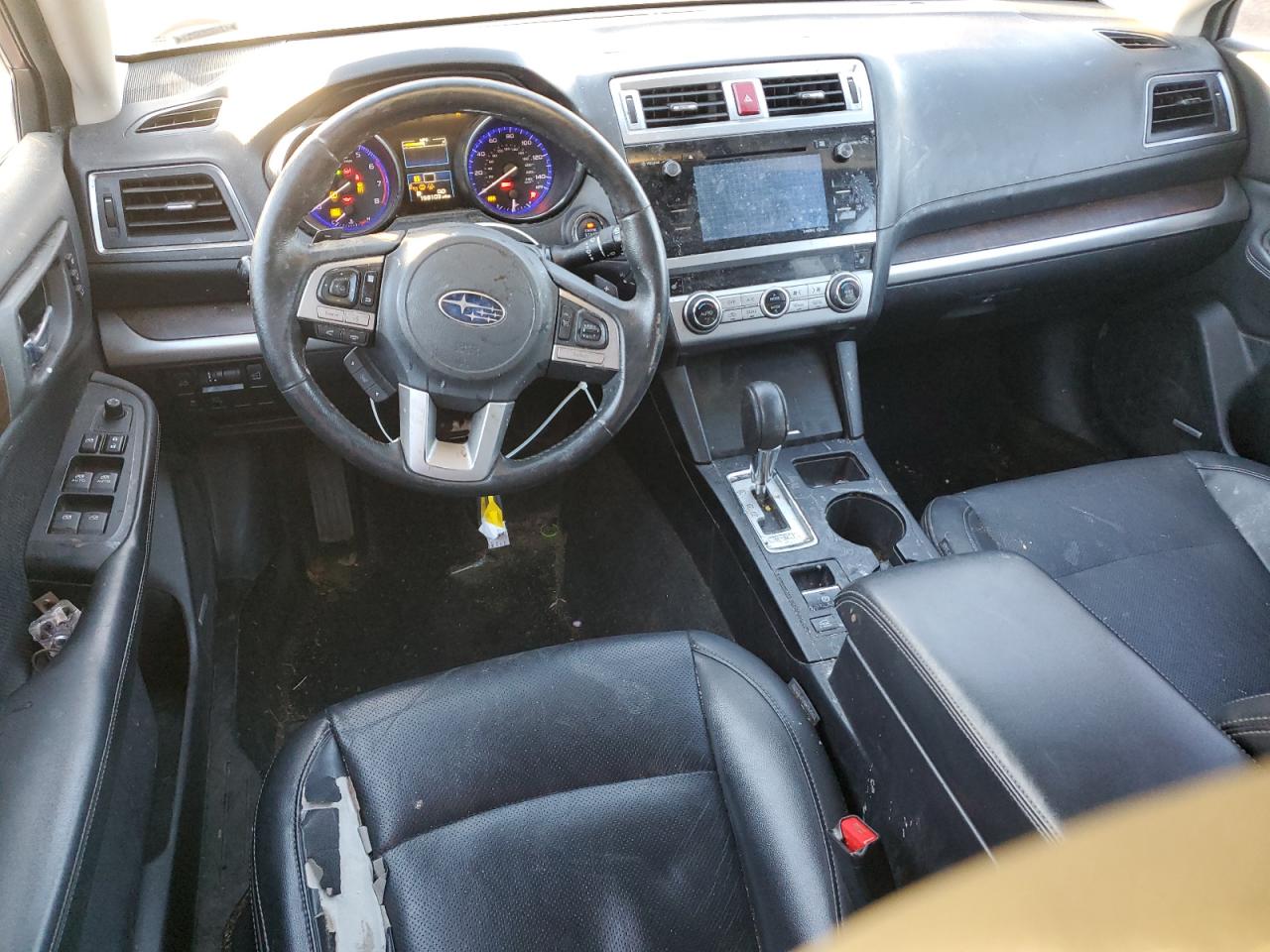 2015 Subaru Outback - Image 8
