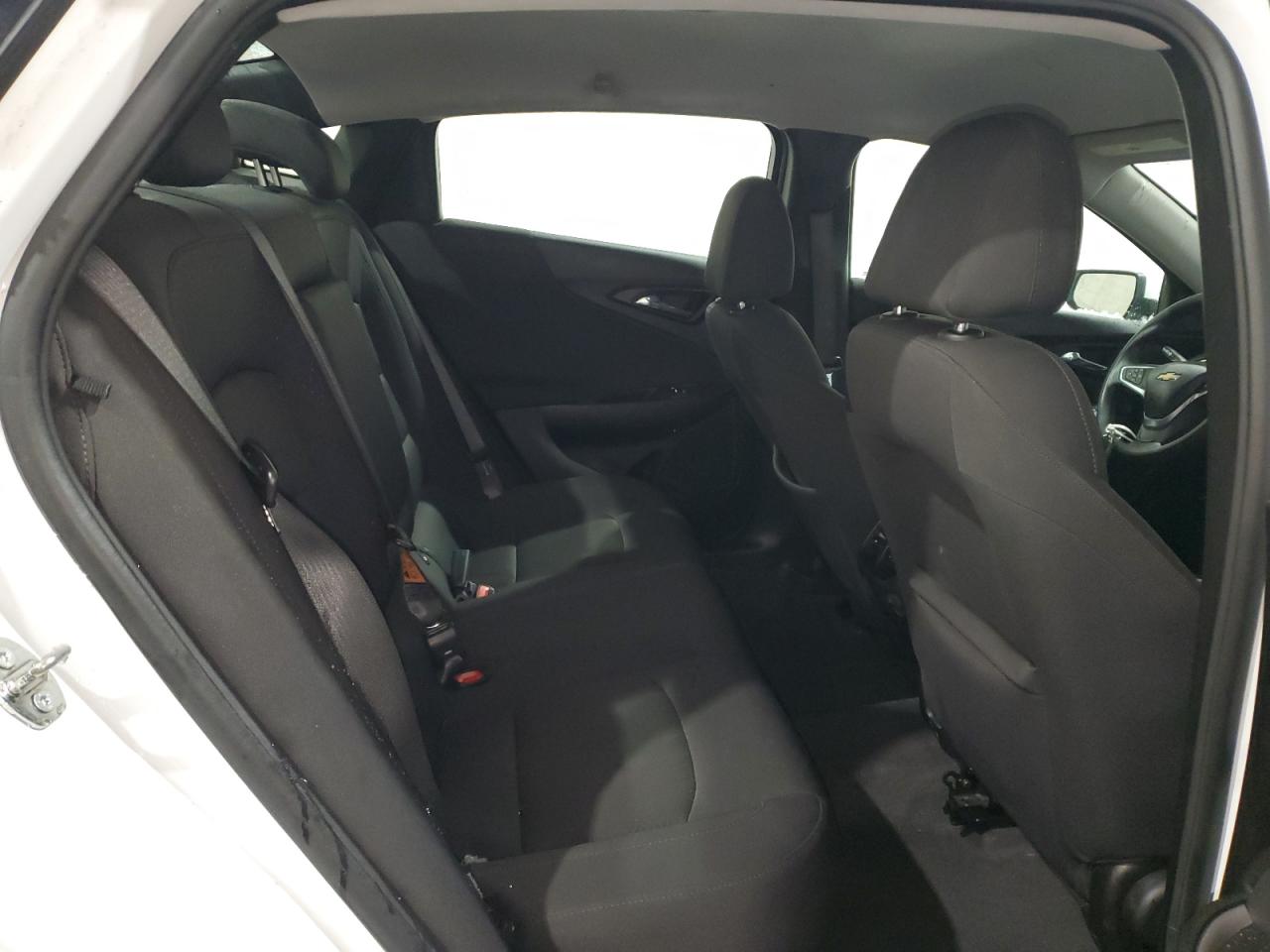 2022 Chevrolet Malibu - Image 10