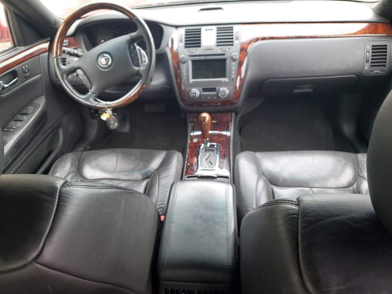 2006 Cadillac DTS - Image 8