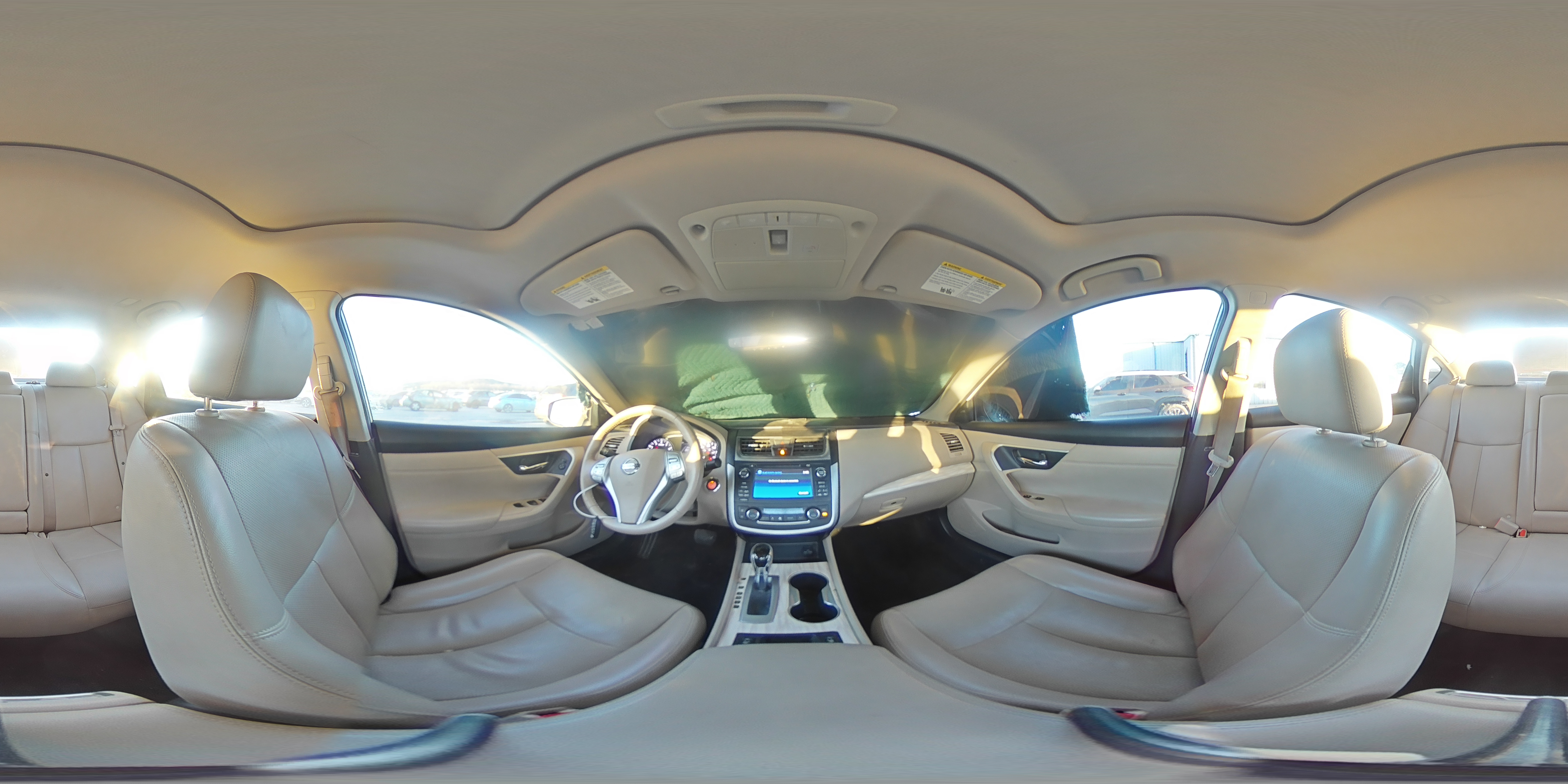 2016 Nissan Altima - Image 13