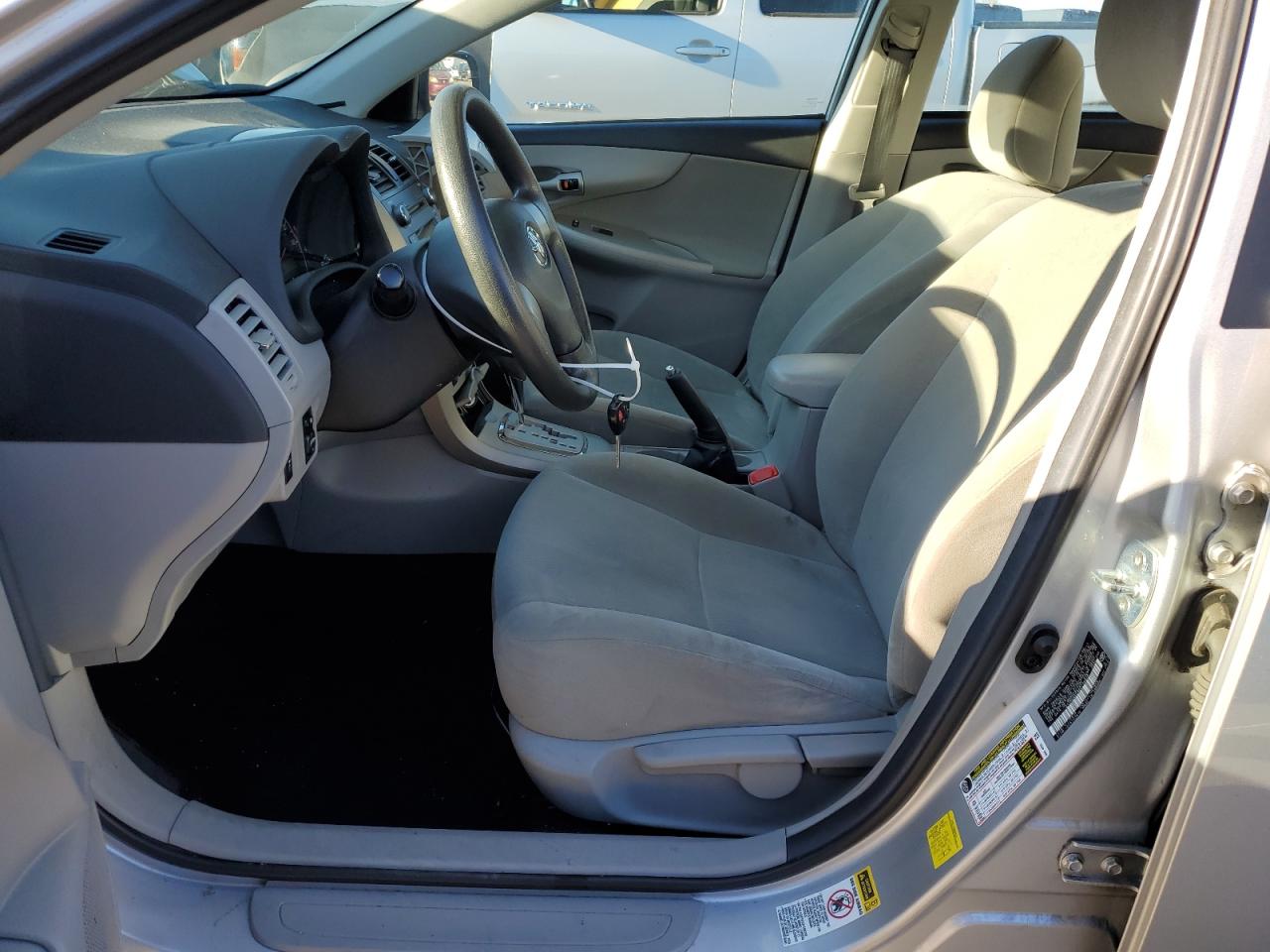 2011 Toyota Corolla - Image 7