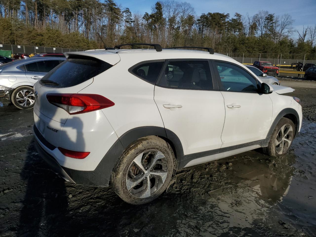 2017 Hyundai Tucson - Image 3
