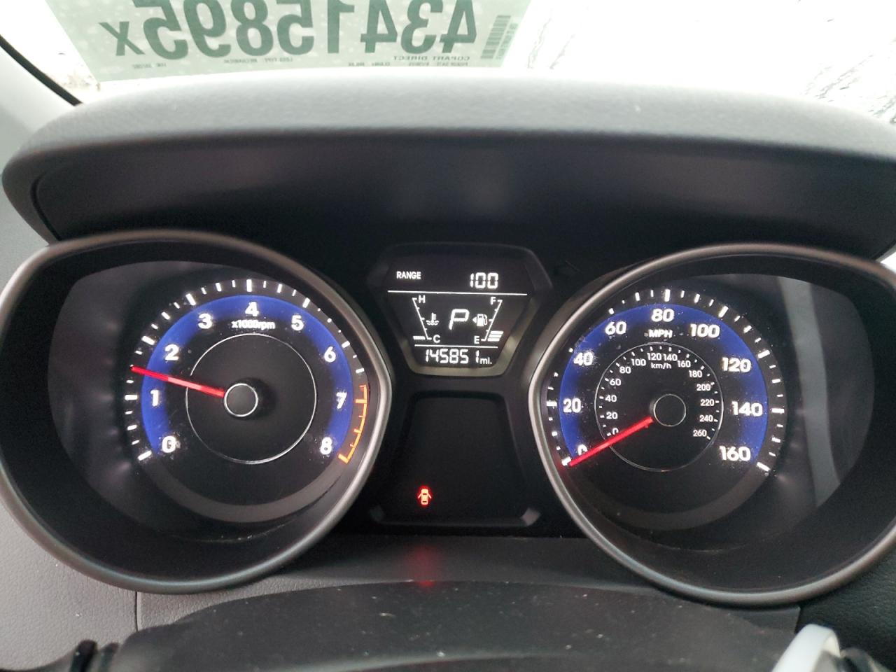 2015 Hyundai Elantra - Image 9