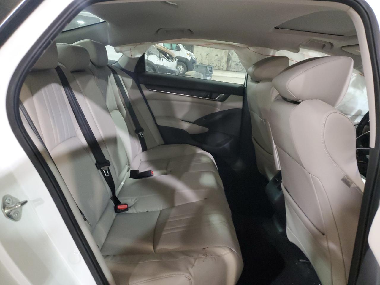 2018 Honda Accord - Image 11