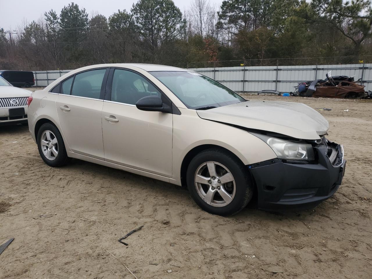 2012 Chevrolet Cruze - Image 4