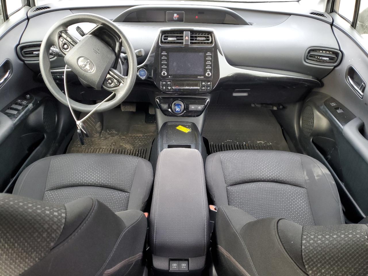 2021 Toyota Prius - Image 8