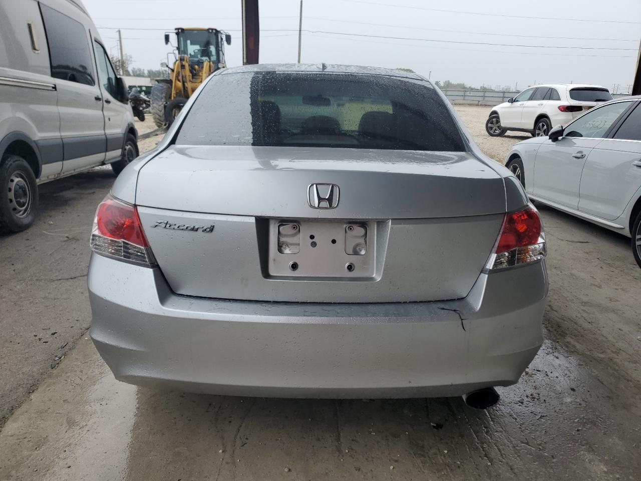 2009 Honda Accord - Image 6
