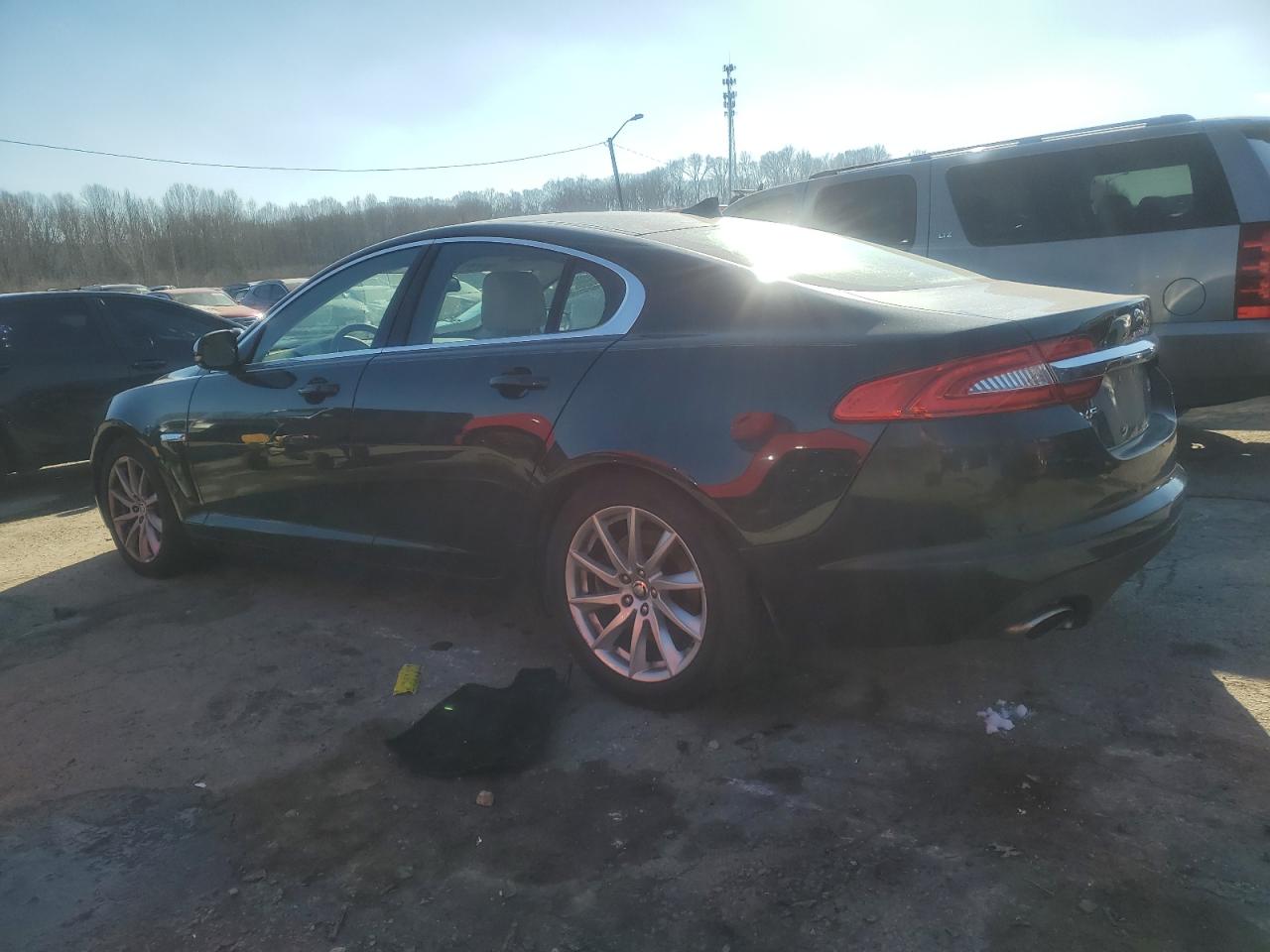 2014 Jaguar XF - Image 2
