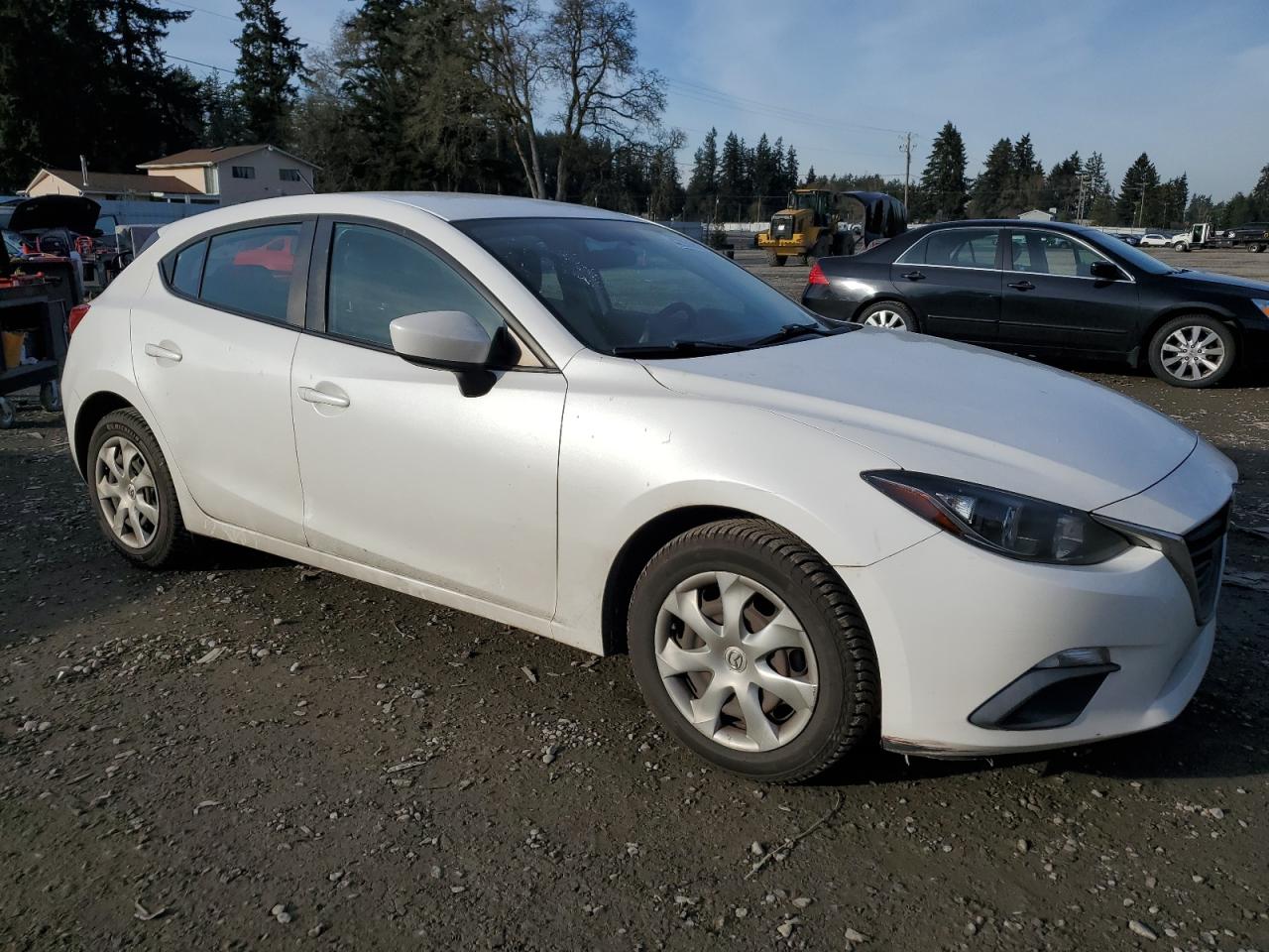 2015 Mazda 3 - Image 4