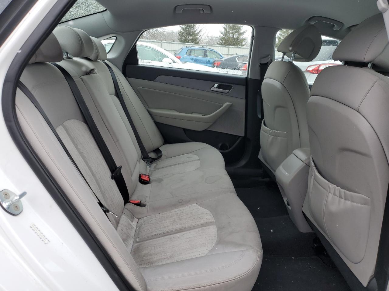 2016 Hyundai Sonata - Image 10