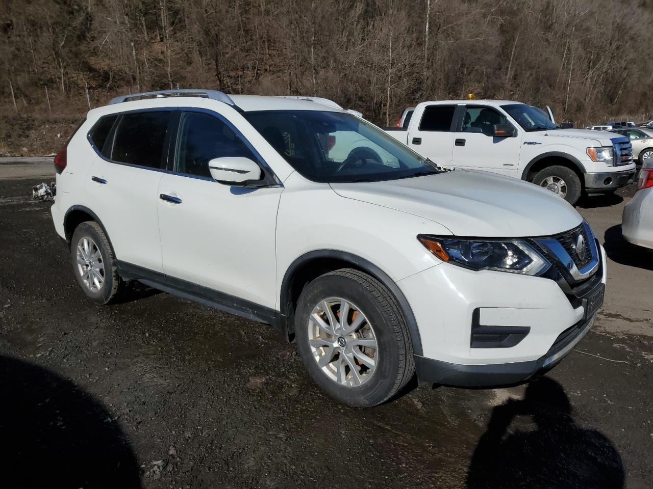 2020 Nissan Rogue - Image 4