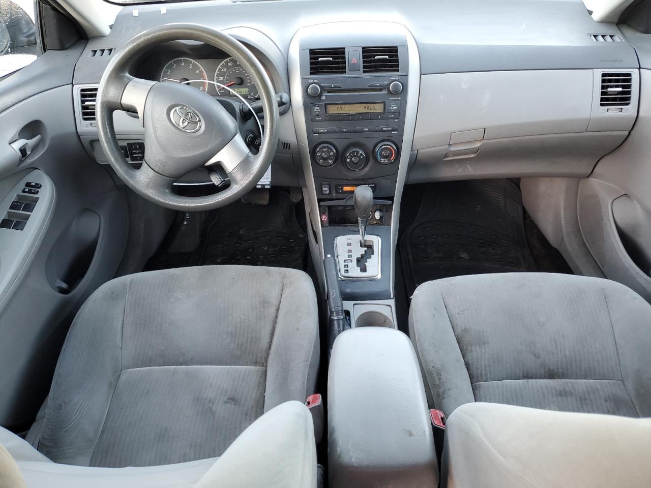 2010 Toyota Corolla - Image 8