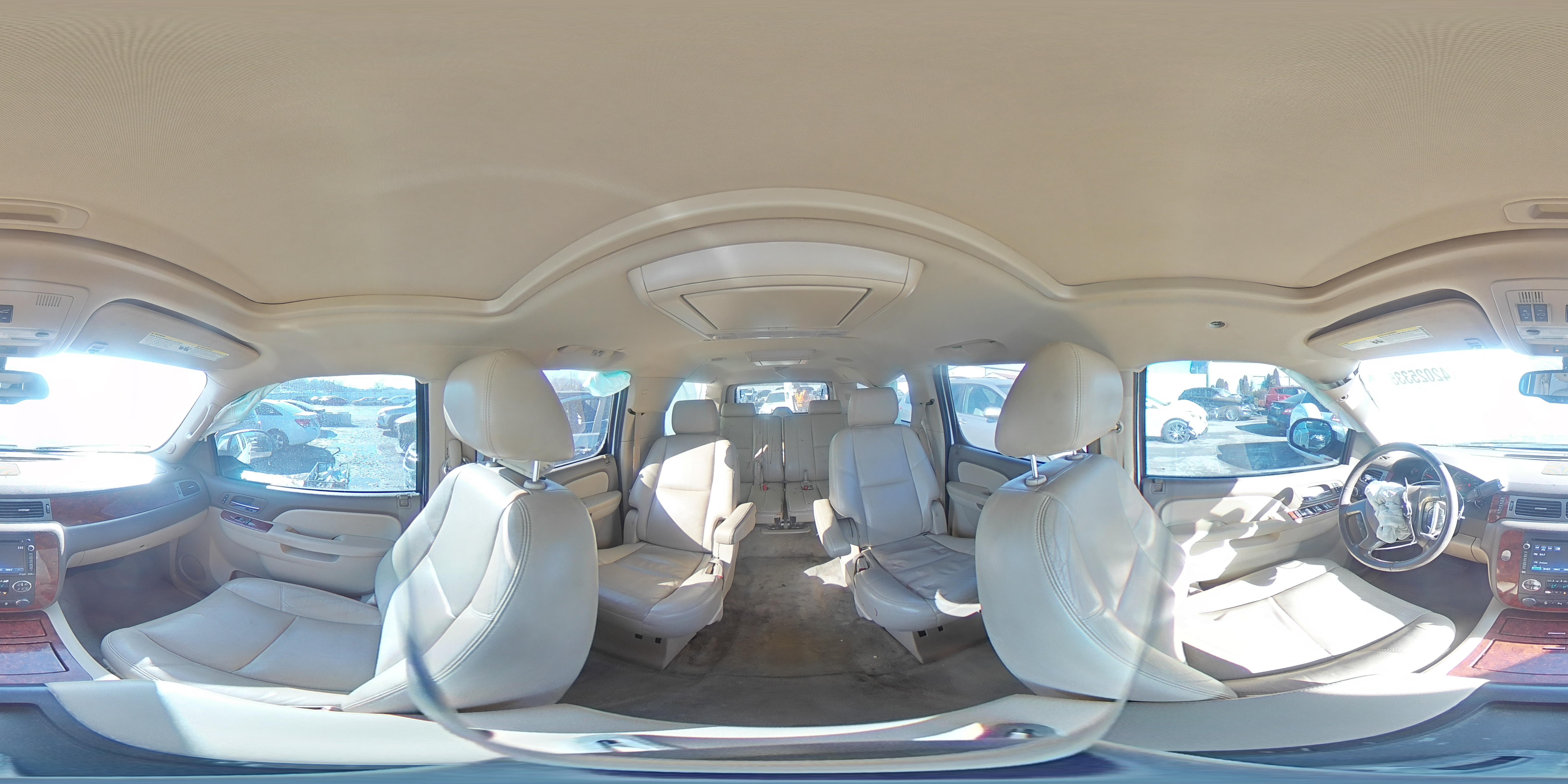 2013 Chevrolet Suburban - Image 16