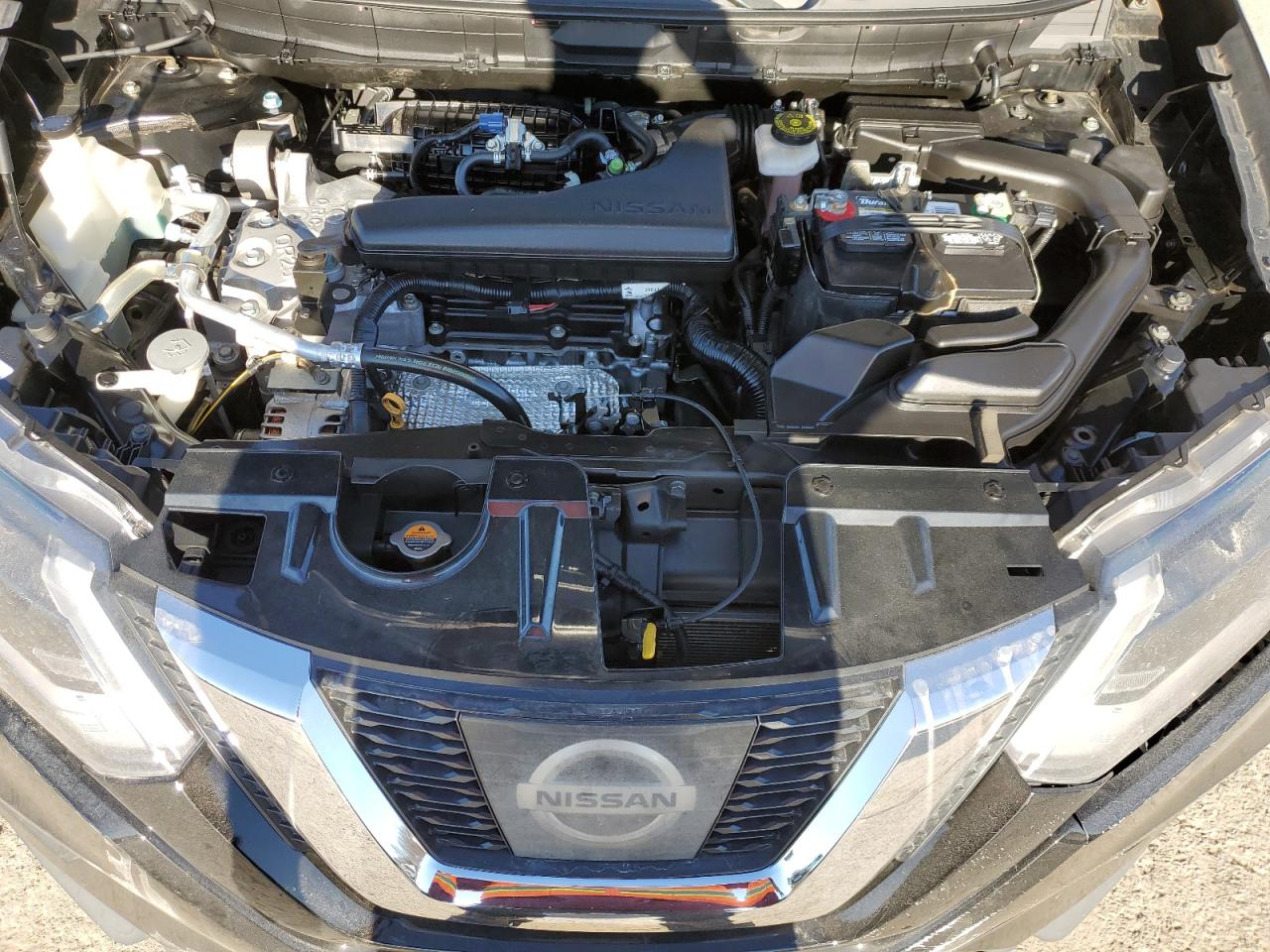 2017 Nissan Rogue - Image 12