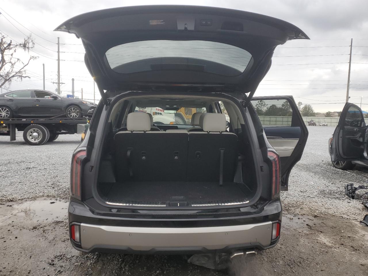 2023 Kia Telluride - Image 6