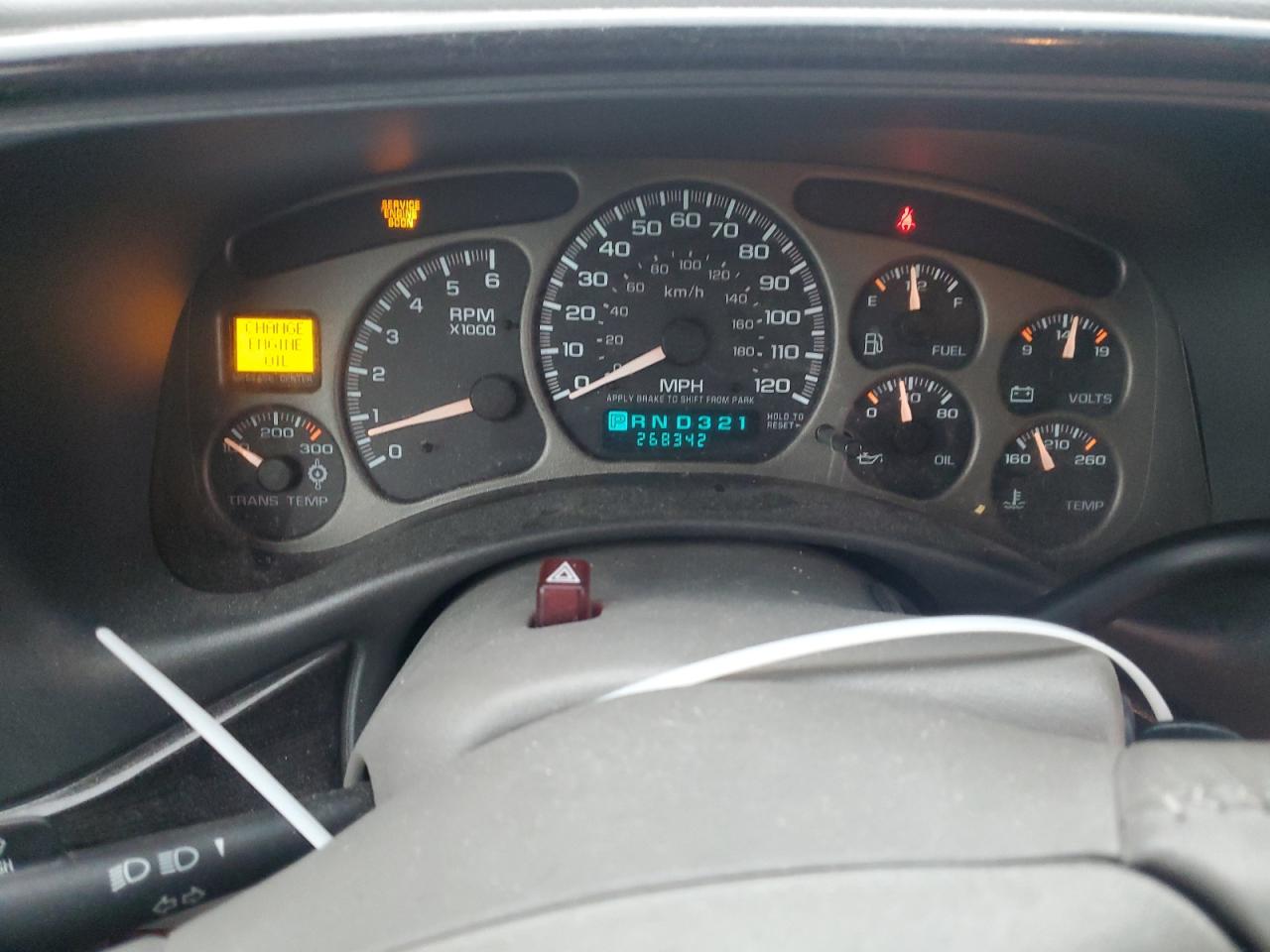 2002 GMC Yukon - Image 9