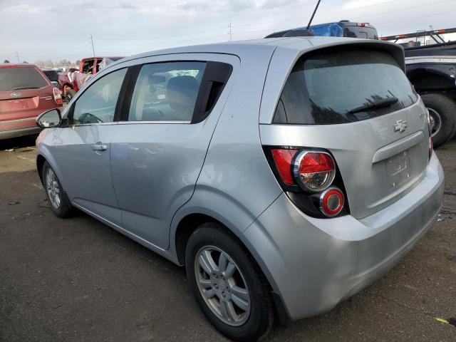 Hatchbacks CHEVROLET SONIC 2016 Srebrny