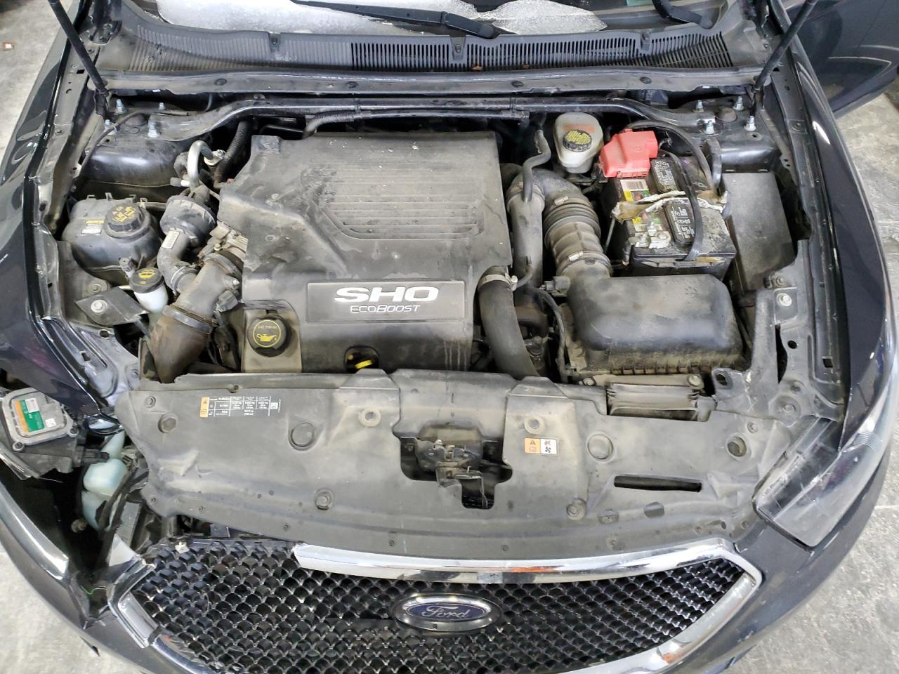 2017 Ford Taurus - Image 11