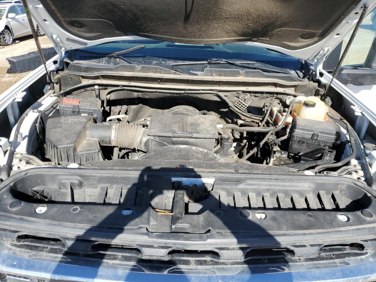 2022 Chevrolet Silverado - Image 11