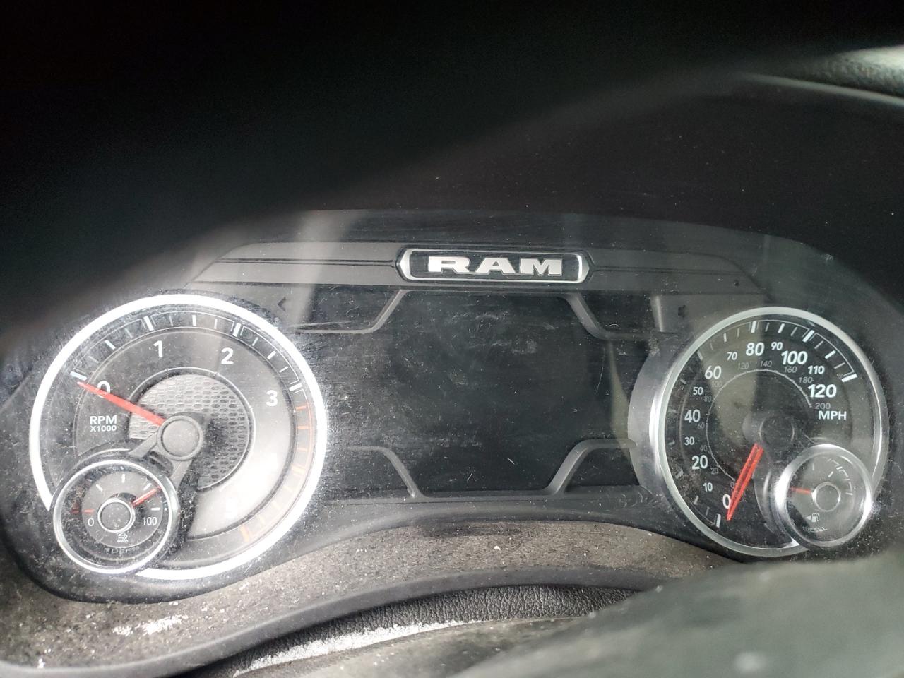 2022 RAM 3500 - Image 9