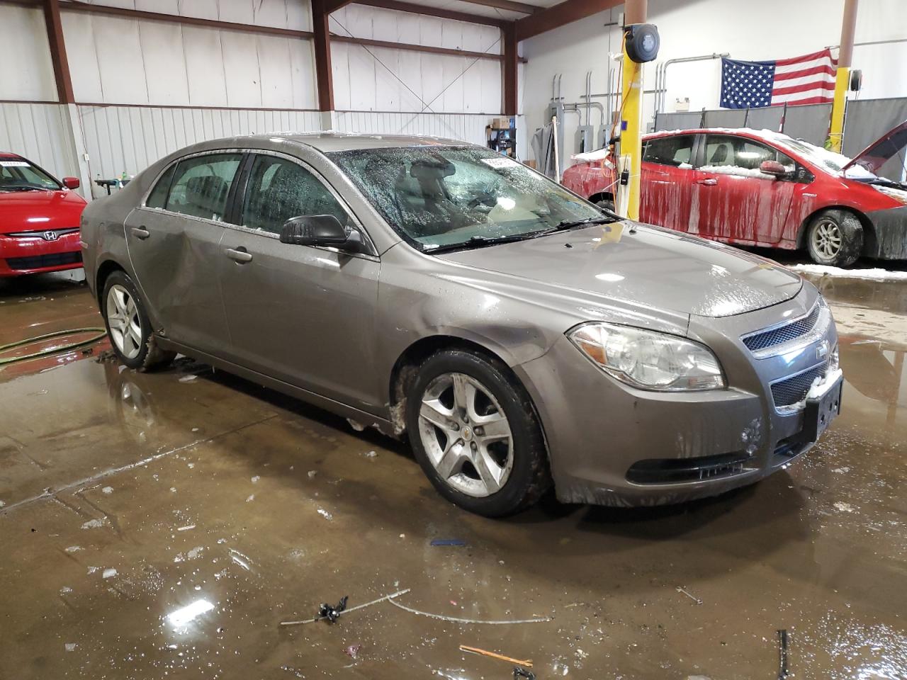 2010 Chevrolet Malibu - Image 4