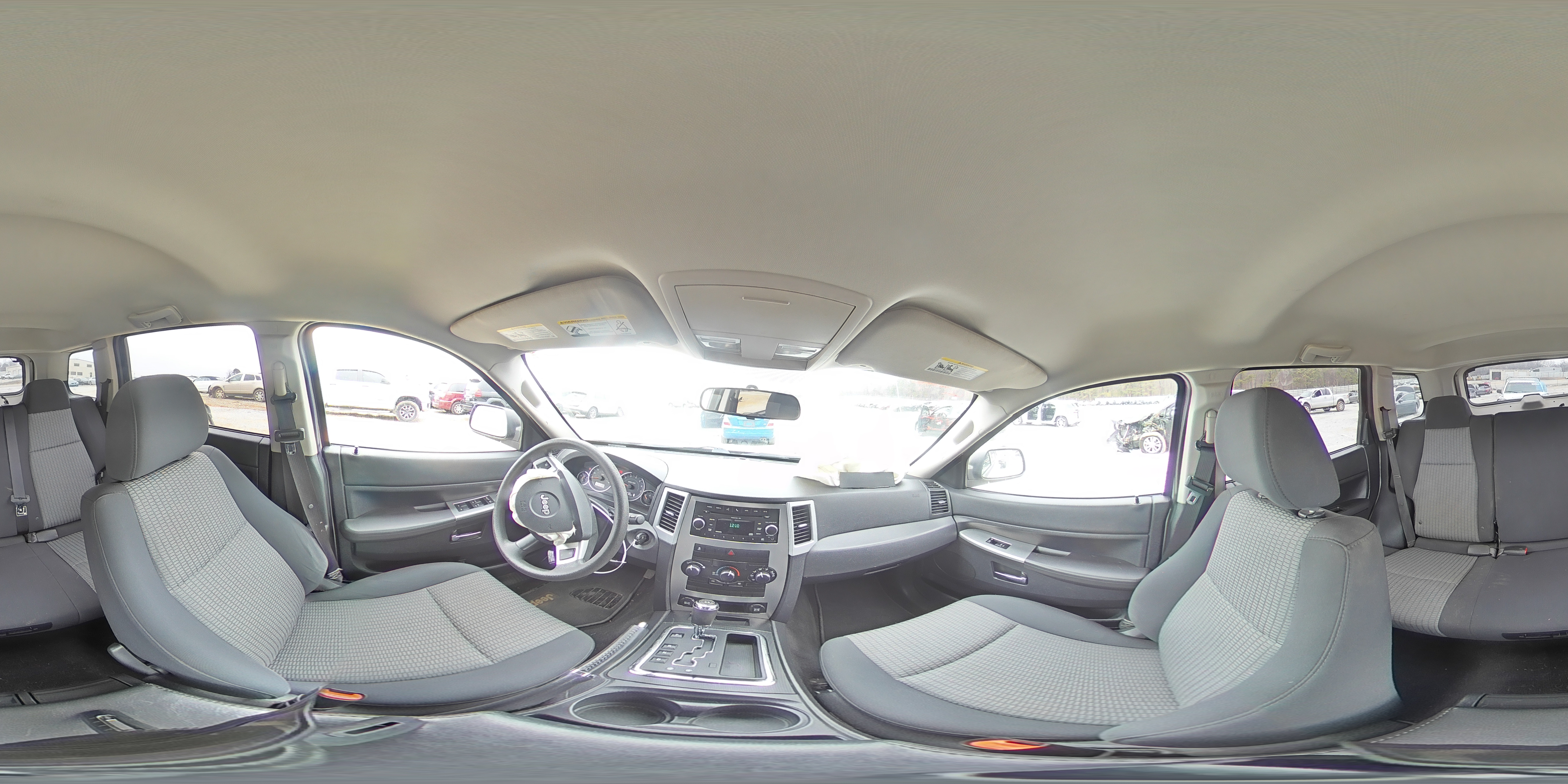 2010 Jeep Grand Cherokee - Image 14
