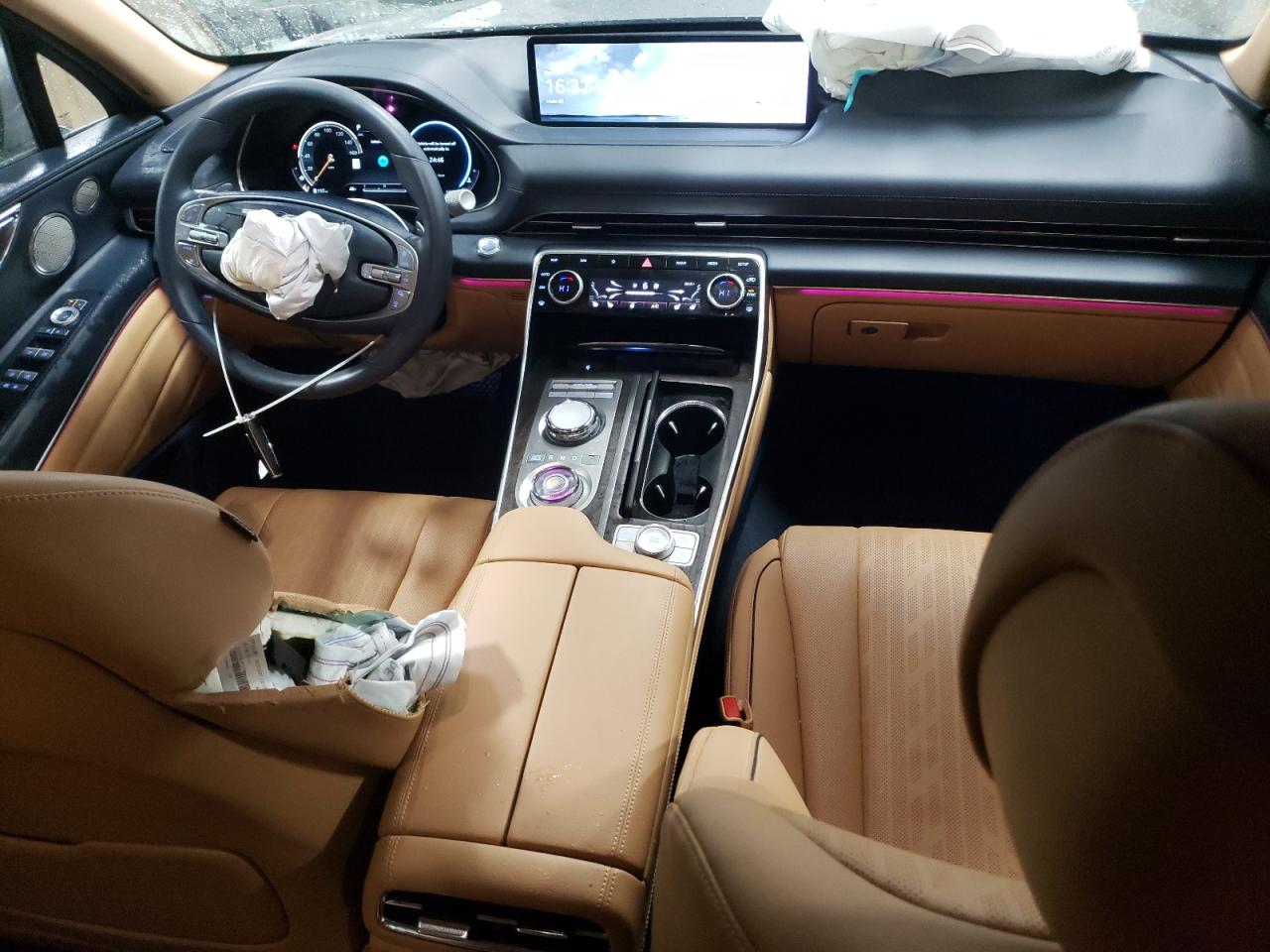 2024 Genesis GV80 - Image 8