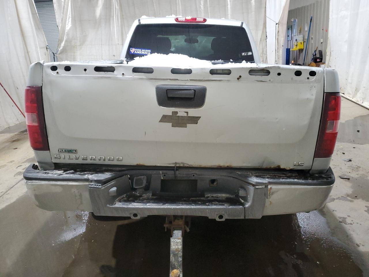 2010 Chevrolet Silverado - Image 6