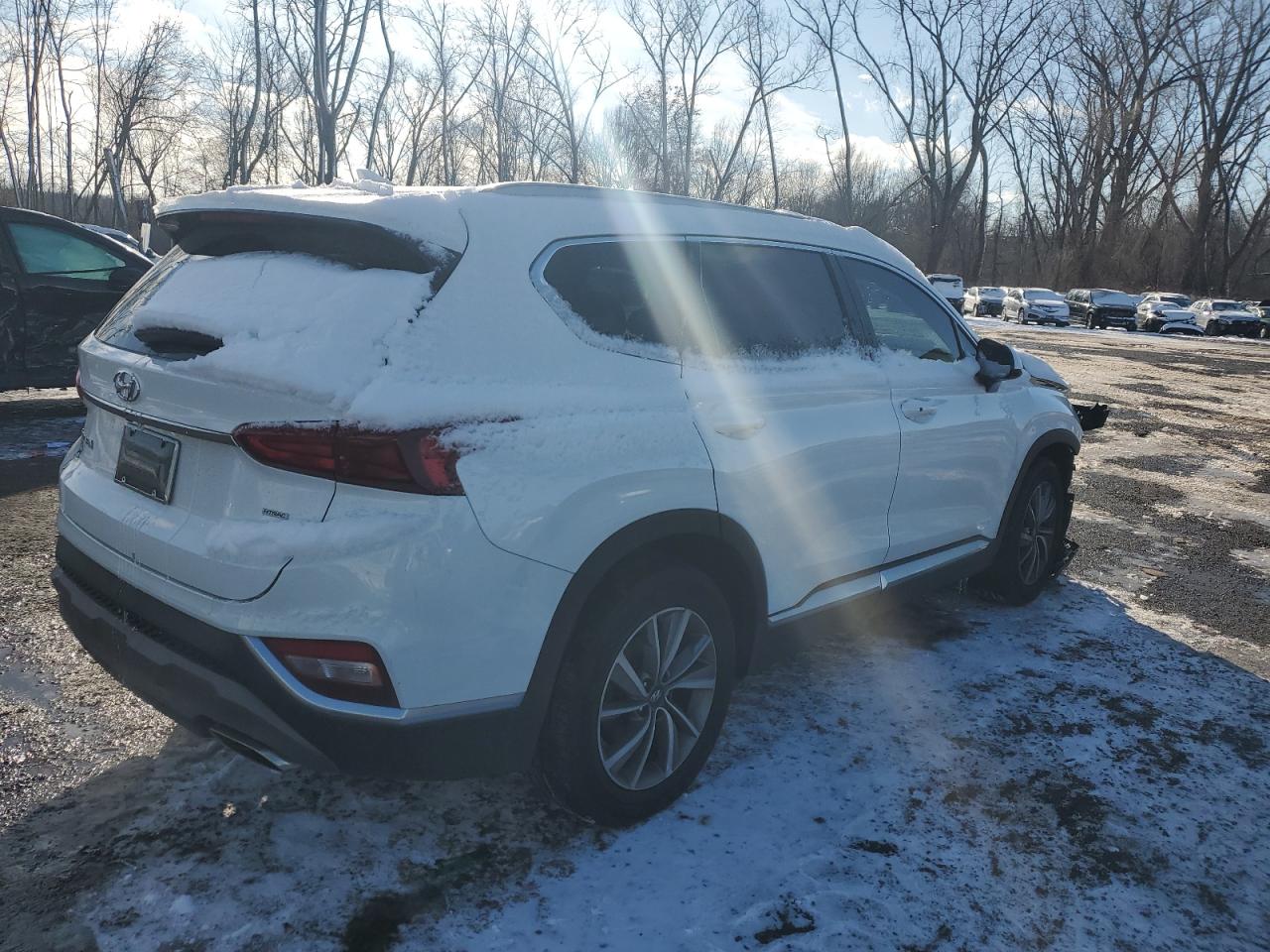 2019 Hyundai Santa Fe - Image 3
