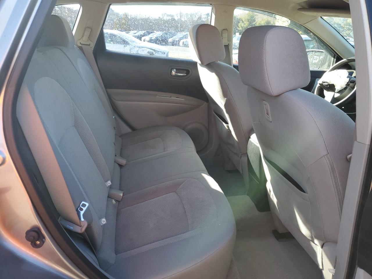 2011 Nissan Rogue - Image 11