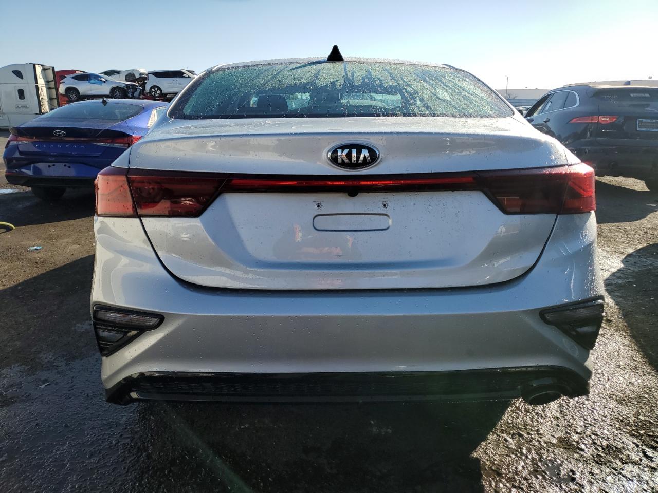 2020 Kia Forte - Image 6