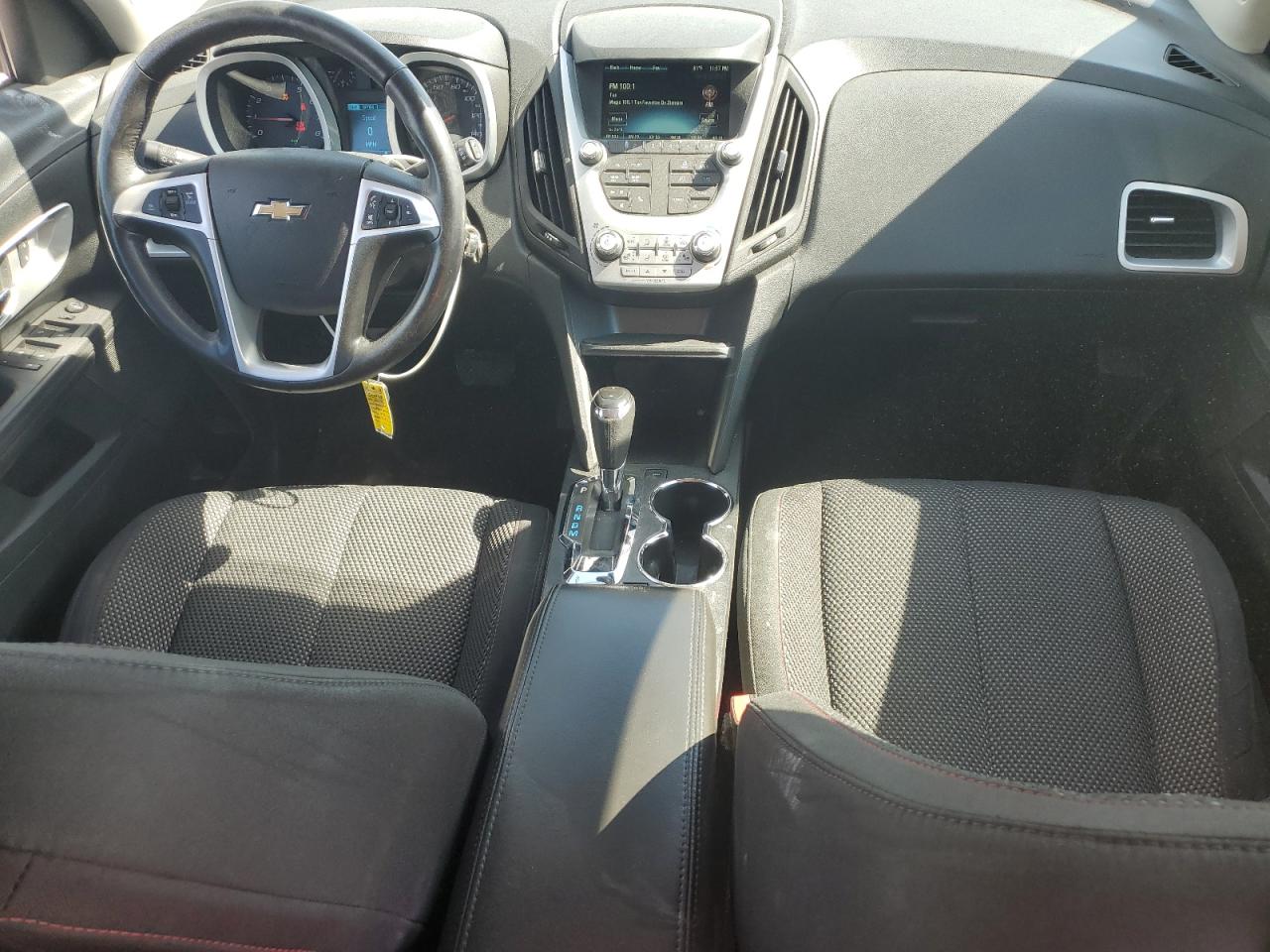 2017 Chevrolet Equinox - Image 8