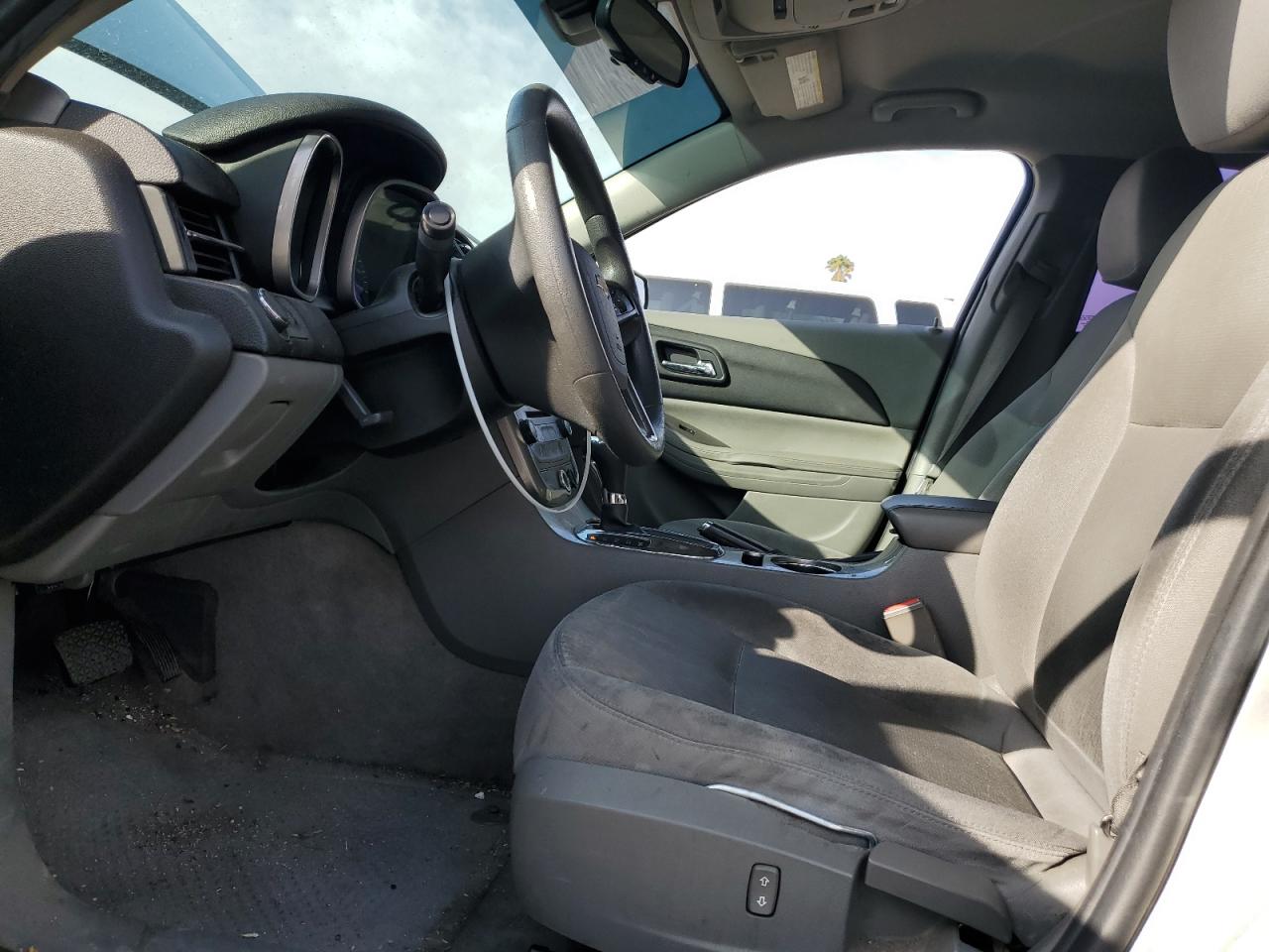 2015 Chevrolet Malibu - Image 7