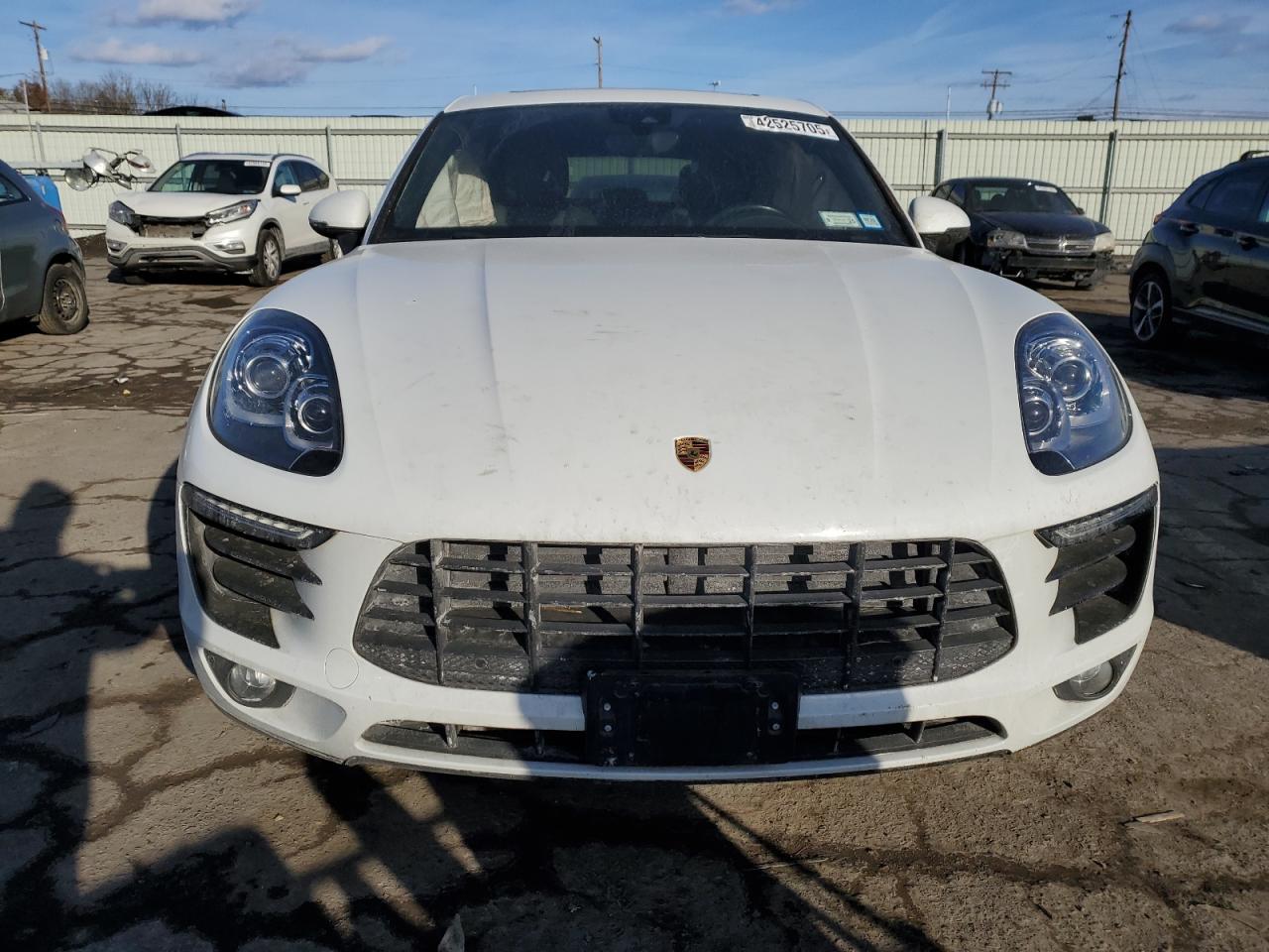 2017 Porsche Macan - Image 5
