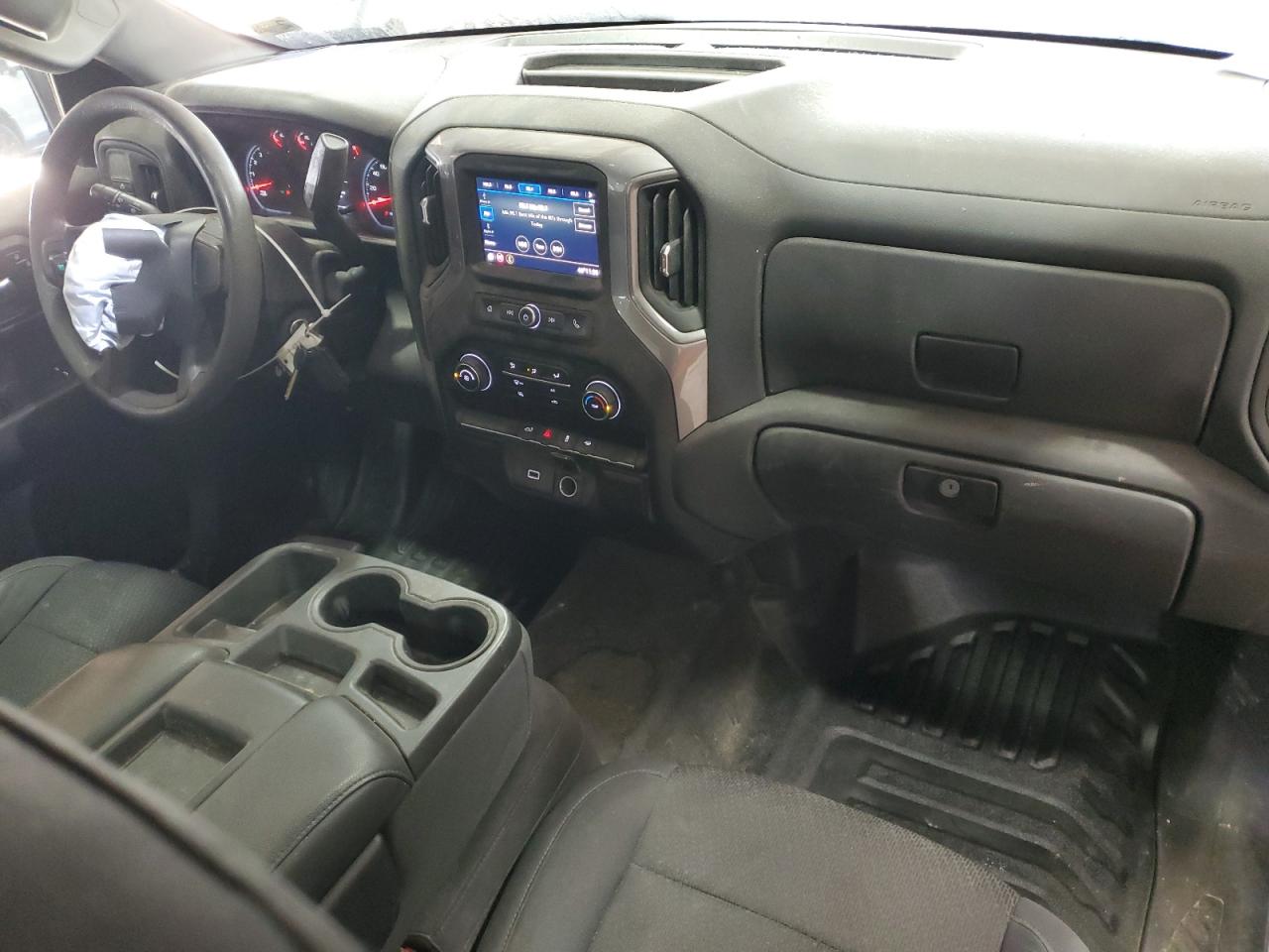 2020 Chevrolet Silverado - Image 8