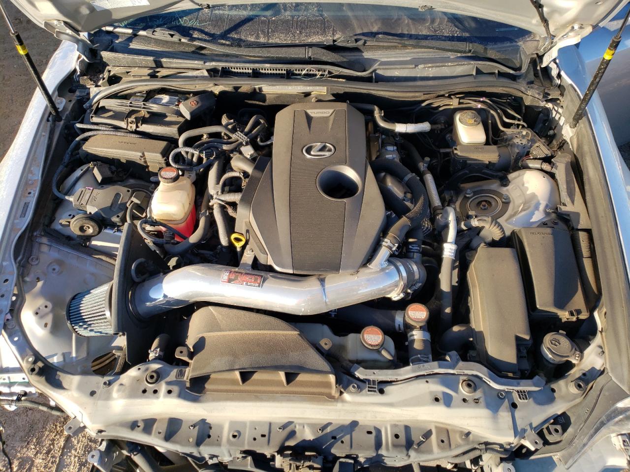 2016 Lexus IS - Image 11