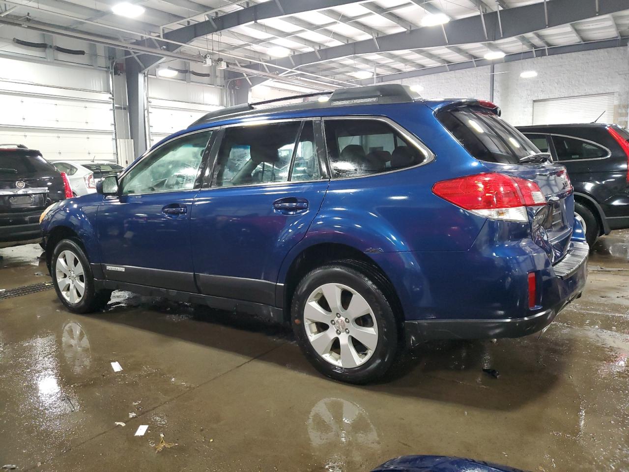 2011 Subaru Outback - Image 2